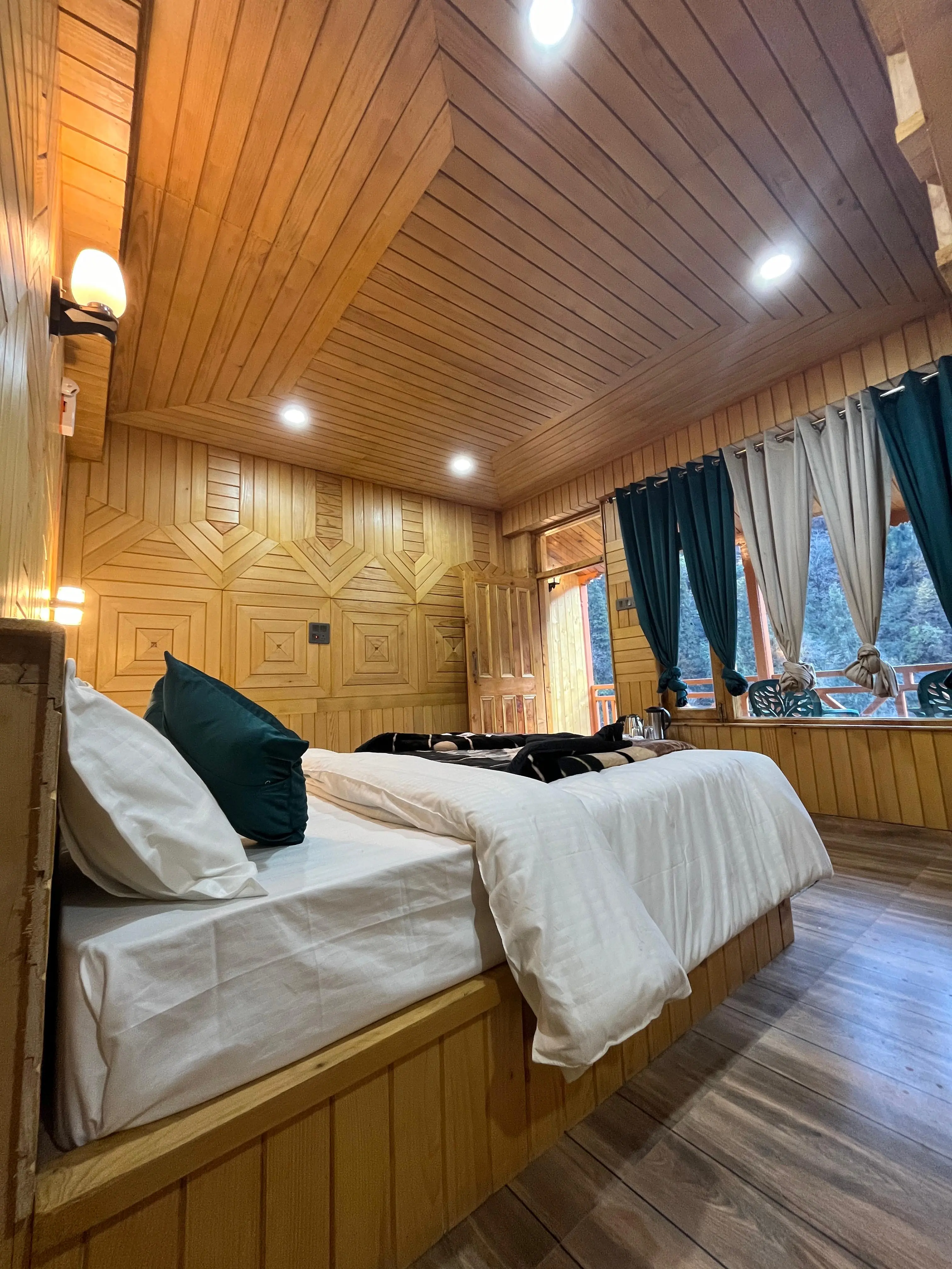 Duplex Room at Rubaroo mountain retreat, Jibhi, Himachal Pradesh